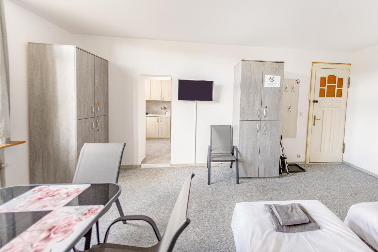 Stara Piekarnia - Pulaskiego 3 Olsztyn  Ngoại thất bức ảnh